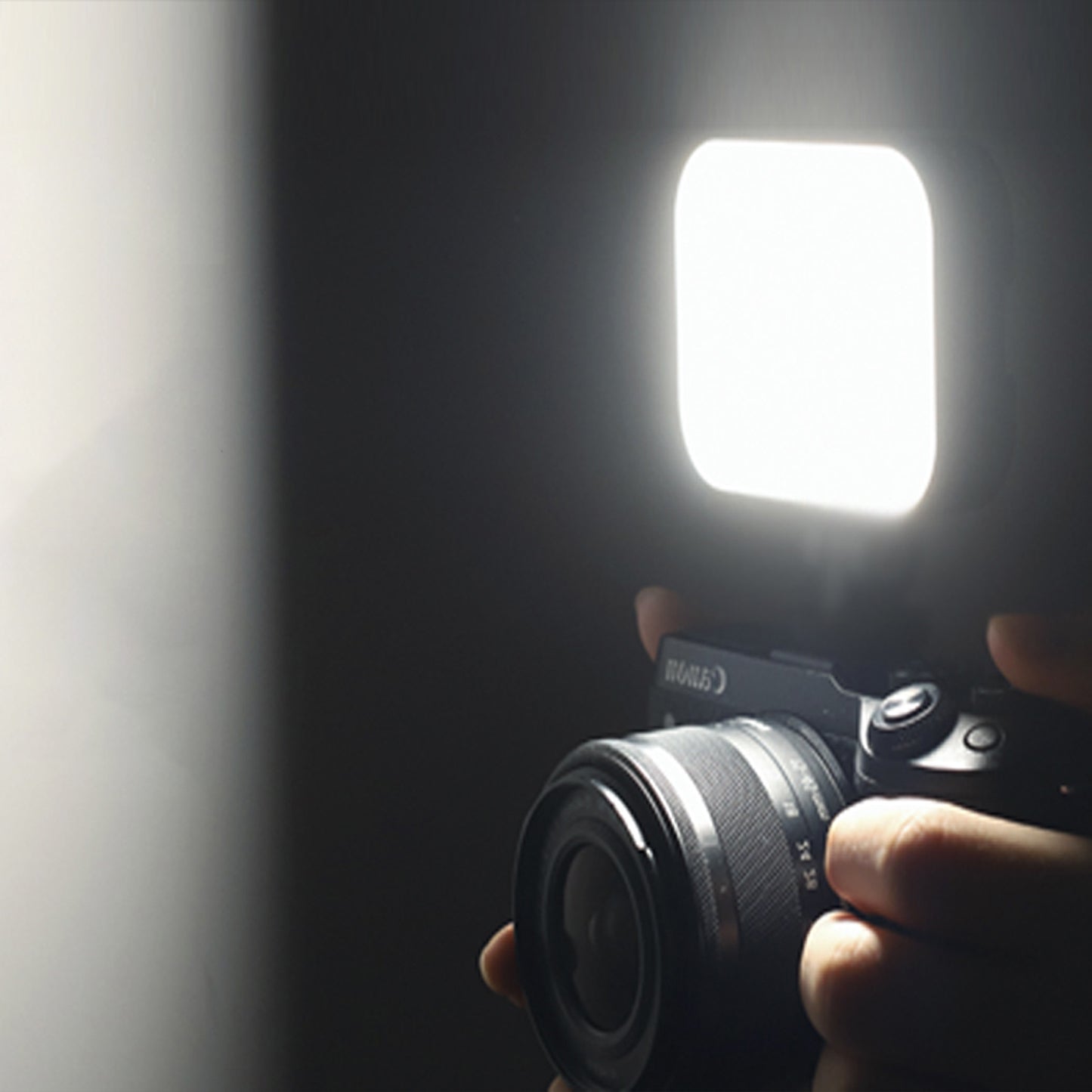 Mobilife LED Video Light Camera Light for Zoom Meeting Photography Lighting 100 LED Beads with Clip Dimmable and Rechargeable